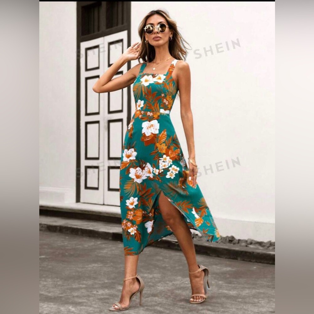 Women dress